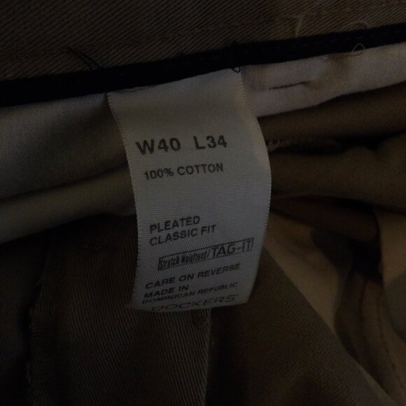 Docker's Khaki Straight Leg Pants Sz 40 X 34 - Picture 8 of 8